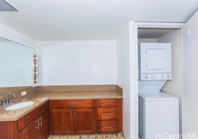 240 Makee Road,Honolulu,Hawaii,96815,2 ベッドルーム ベッドルーム,2 バスルームバスルーム,コンド / タウンハウス,Makee,11,18508724