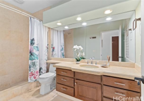96 Moaniala Place,Honolulu,Hawaii,96821,3 Bedrooms Bedrooms,2 BathroomsBathrooms,Single family,Moaniala,18059105