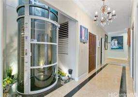 96 Moaniala Place,Honolulu,Hawaii,96821,3 Bedrooms Bedrooms,2 BathroomsBathrooms,Single family,Moaniala,18059105