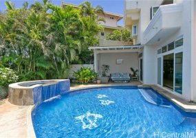 96 Moaniala Place,Honolulu,Hawaii,96821,3 Bedrooms Bedrooms,2 BathroomsBathrooms,Single family,Moaniala,18059105