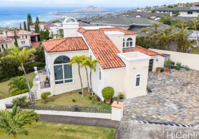 96 Moaniala Place,Honolulu,Hawaii,96821,3 Bedrooms Bedrooms,2 BathroomsBathrooms,Single family,Moaniala,18059105