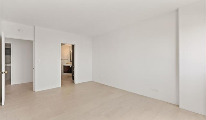 999 Wilder Avenue,Honolulu,Hawaii,96822,2 ベッドルーム ベッドルーム,2 バスルームバスルーム,コンド / タウンハウス,Wilder,7,18059824
