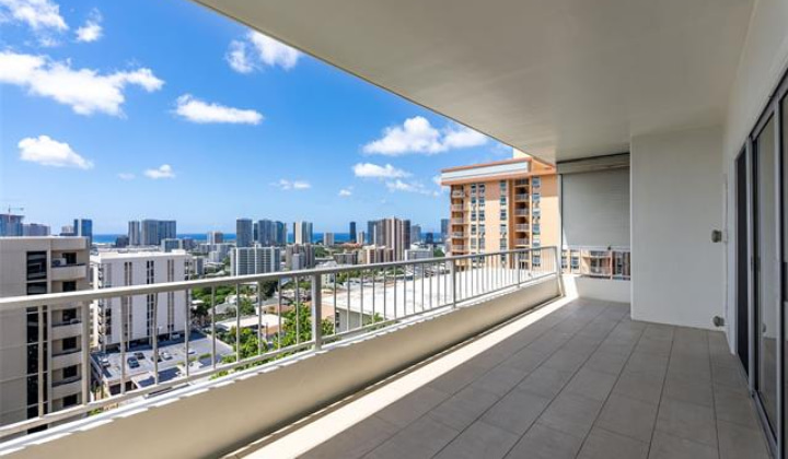 999 Wilder Avenue,Honolulu,Hawaii,96822,2 ベッドルーム ベッドルーム,2 バスルームバスルーム,コンド / タウンハウス,Wilder,7,18059824