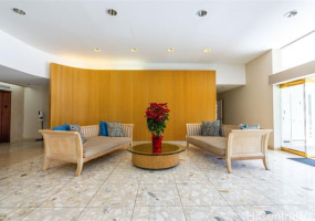 999 Wilder Avenue,Honolulu,Hawaii,96822,2 ベッドルーム ベッドルーム,2 バスルームバスルーム,コンド / タウンハウス,Wilder,7,18059824