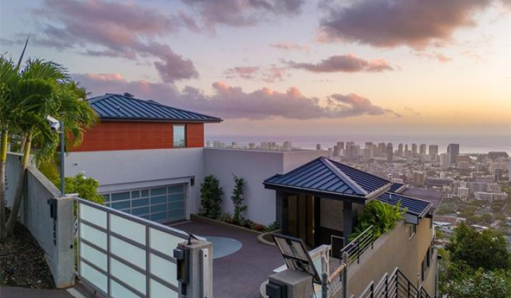 2809 Round Top Drive,Honolulu,Hawaii,96822,5 ベッドルーム ベッドルーム,4 バスルームバスルーム,一戸建て,Round Top,18511434