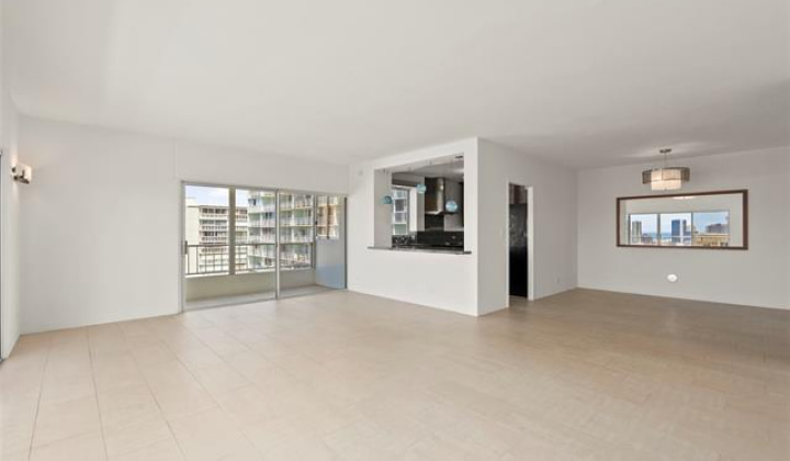 999 Wilder Avenue,Honolulu,Hawaii,96822,2 ベッドルーム ベッドルーム,2 バスルームバスルーム,コンド / タウンハウス,Wilder,7,18059824