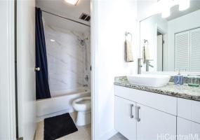 2240 Kuhio Avenue,Honolulu,Hawaii,96815,1 Bedroom Bedrooms,1 BathroomBathrooms,Condo/Townhouse,Kuhio,10,18061379