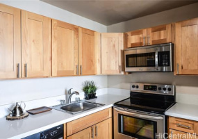 2240 Kuhio Avenue,Honolulu,Hawaii,96815,1 Bedroom Bedrooms,1 BathroomBathrooms,Condo/Townhouse,Kuhio,10,18061379