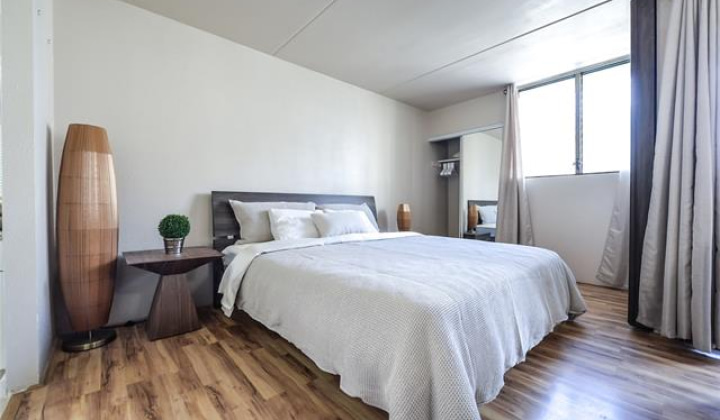 2240 Kuhio Avenue,Honolulu,Hawaii,96815,1 Bedroom Bedrooms,1 BathroomBathrooms,Condo/Townhouse,Kuhio,10,18061379