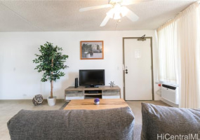 2240 Kuhio Avenue,Honolulu,Hawaii,96815,1 Bedroom Bedrooms,1 BathroomBathrooms,Condo/Townhouse,Kuhio,28,18061474