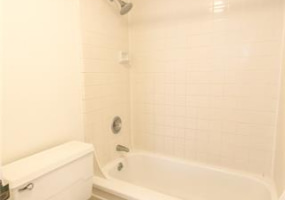 2240 Kuhio Avenue,Honolulu,Hawaii,96815,1 Bedroom Bedrooms,1 BathroomBathrooms,Condo/Townhouse,Kuhio,28,18061474