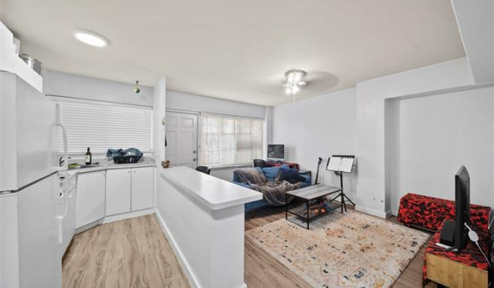 1868 Kahakai Drive,Honolulu,Hawaii,96814,1 Bedroom Bedrooms,1 BathroomBathrooms,Condo/Townhouse,Kahakai,1,18061631