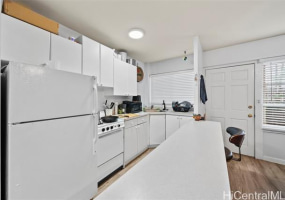 1868 Kahakai Drive,Honolulu,Hawaii,96814,1 Bedroom Bedrooms,1 BathroomBathrooms,Condo/Townhouse,Kahakai,1,18061631