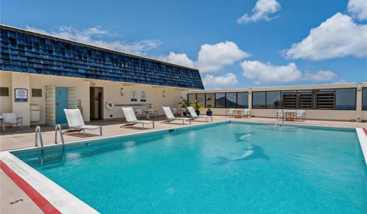 400 Hobron Lane,Honolulu,Hawaii,96815,1 Bedroom Bedrooms,1 BathroomBathrooms,Condo/Townhouse,Hobron,15,18513115