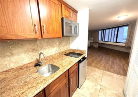 1700 Ala Moana Boulevard,Honolulu,Hawaii,96815,1 BathroomBathrooms,Condo/Townhouse,Ala Moana,17,18061672
