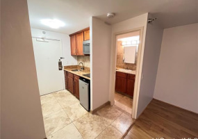 1700 Ala Moana Boulevard,Honolulu,Hawaii,96815,1 BathroomBathrooms,Condo/Townhouse,Ala Moana,17,18061672