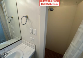 44-327 Kaneohe Bay Drive,Kaneohe,Hawaii,96744,8 ベッドルーム ベッドルーム,5 バスルームバスルーム,一戸建て,Kaneohe Bay,18061772