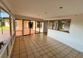 44-327 Kaneohe Bay Drive,Kaneohe,Hawaii,96744,8 ベッドルーム ベッドルーム,5 バスルームバスルーム,一戸建て,Kaneohe Bay,18061772