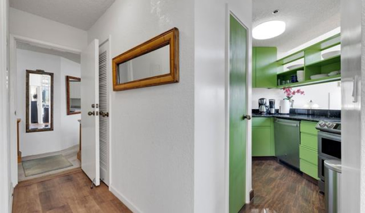 300 Wai Nani Way,Honolulu,Hawaii,96815,2 Bedrooms Bedrooms,2 BathroomsBathrooms,Condo/Townhouse,Wai Nani,20,18062338