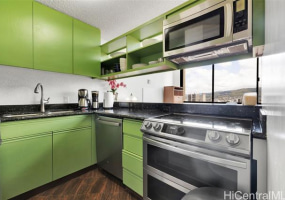 300 Wai Nani Way,Honolulu,Hawaii,96815,2 Bedrooms Bedrooms,2 BathroomsBathrooms,Condo/Townhouse,Wai Nani,20,18062338