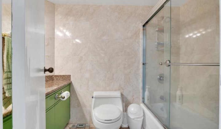 300 Wai Nani Way,Honolulu,Hawaii,96815,2 Bedrooms Bedrooms,2 BathroomsBathrooms,Condo/Townhouse,Wai Nani,20,18062338