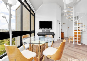 300 Wai Nani Way,Honolulu,Hawaii,96815,2 Bedrooms Bedrooms,2 BathroomsBathrooms,Condo/Townhouse,Wai Nani,20,18062338