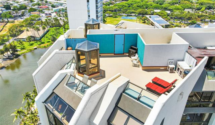 300 Wai Nani Way,Honolulu,Hawaii,96815,2 Bedrooms Bedrooms,2 BathroomsBathrooms,Condo/Townhouse,Wai Nani,20,18062338