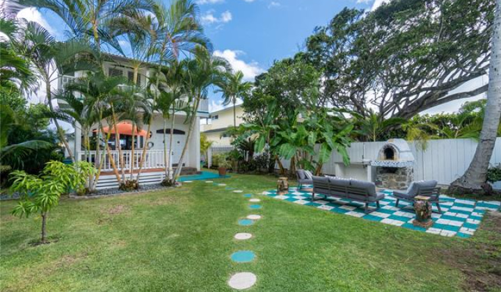 1276 Mokulua Drive,Kailua,Hawaii,96734,6 Bedrooms Bedrooms,5 BathroomsBathrooms,Single family,Mokulua,18062403