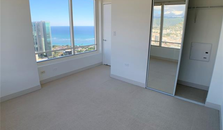 1009 Kapiolani Boulevard,Honolulu,Hawaii,96814,2 Bedrooms Bedrooms,2 BathroomsBathrooms,Condo/Townhouse,Kapiolani,45,18062492