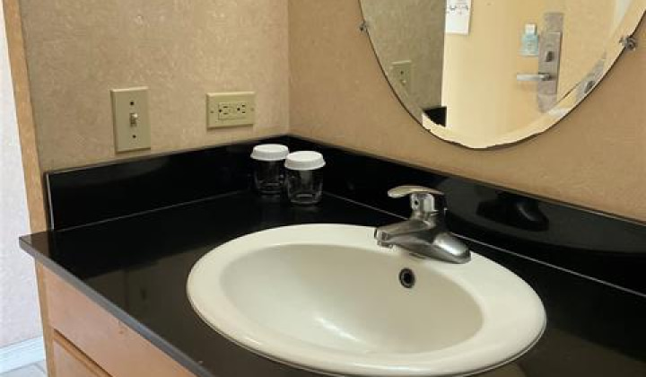 444 Kanekapolei Street,Honolulu,Hawaii,96815,1 BathroomBathrooms,Condo/Townhouse,Kanekapolei,10,19245976