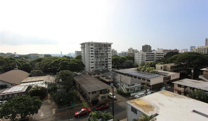 1541 Dominis Street,Honolulu,Hawaii,96822,1 Bedroom Bedrooms,1 BathroomBathrooms,Condo/Townhouse,Dominis,10,19224286