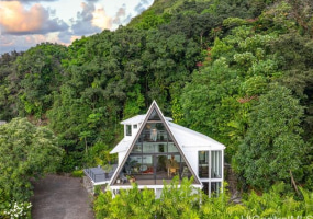 3285 Beaumont Woods Place,Honolulu,Hawaii,96822,4 ベッドルーム ベッドルーム,3 バスルームバスルーム,一戸建て,Beaumont Woods,18063471