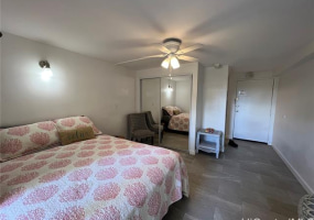 2240 Kuhio Avenue,Honolulu,Hawaii,96815,1 Bedroom Bedrooms,1 BathroomBathrooms,Condo/Townhouse,Kuhio,18,17671938