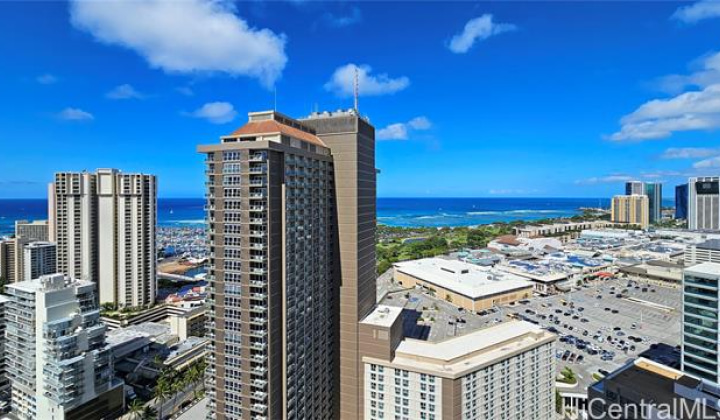 1631 Kapiolani Boulevard,Honolulu,Hawaii,96814,2 ベッドルーム ベッドルーム,2 バスルームバスルーム,コンド / タウンハウス,Kapiolani,33,18068432