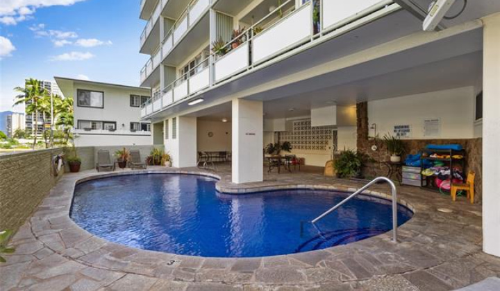 445 Kaiolu Street,Honolulu,Hawaii,96815,1 BathroomBathrooms,Condo/Townhouse,Kaiolu,2,19228421