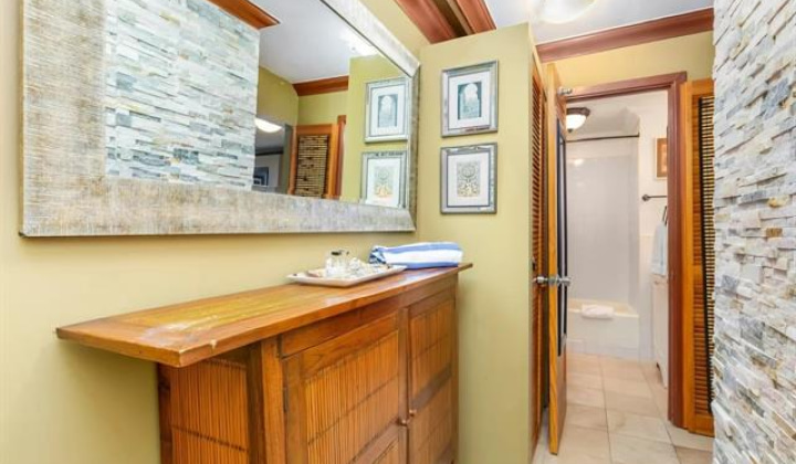 134 Kapahulu Avenue,Honolulu,Hawaii,96815,1 BathroomBathrooms,Condo/Townhouse,Kapahulu,4,18069519