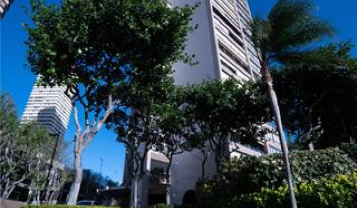583 Kamoku Street,Honolulu,Hawaii,96826,2 ベッドルーム ベッドルーム,2 バスルームバスルーム,コンド / タウンハウス,Kamoku,19,18517295