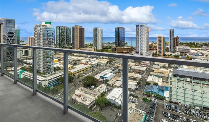 888 Kapiolani Boulevard,Honolulu,Hawaii,96813,3 Bedrooms Bedrooms,2 BathroomsBathrooms,Condo/Townhouse,Kapiolani,30,19228572
