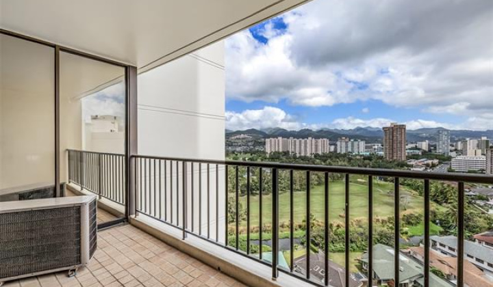 990 Ala Nanala Street,Honolulu,Hawaii,96818,2 ベッドルーム ベッドルーム,2 バスルームバスルーム,コンド / タウンハウス,Ala Nanala,17,19228702