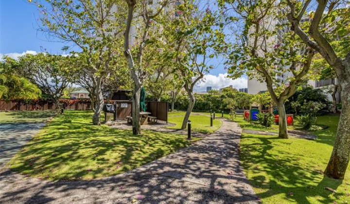 990 Ala Nanala Street,Honolulu,Hawaii,96818,2 ベッドルーム ベッドルーム,2 バスルームバスルーム,コンド / タウンハウス,Ala Nanala,17,19228702