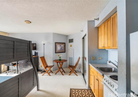 300 Wai Nani Way,Honolulu,Hawaii,96815,1 バスルームバスルーム,コンド / タウンハウス,Wai Nani,25,18070270