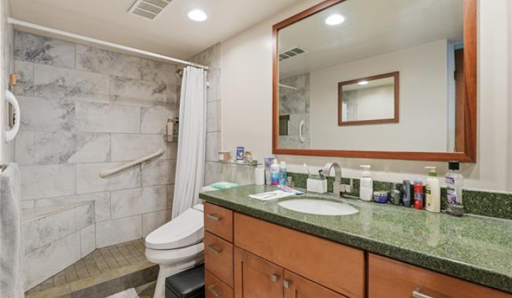 60 Beretania Street,Honolulu,Hawaii,96817,2 Bedrooms Bedrooms,2 BathroomsBathrooms,Condo/Townhouse,Beretania,30,19229867