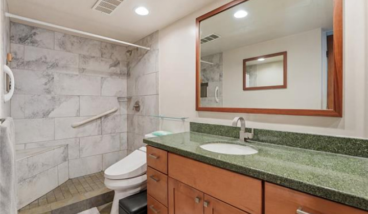 60 Beretania Street,Honolulu,Hawaii,96817,2 Bedrooms Bedrooms,2 BathroomsBathrooms,Condo/Townhouse,Beretania,30,19229867