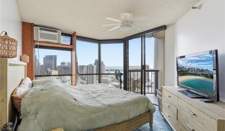 60 Beretania Street,Honolulu,Hawaii,96817,2 Bedrooms Bedrooms,2 BathroomsBathrooms,Condo/Townhouse,Beretania,30,19229867