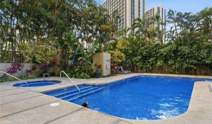 60 Beretania Street,Honolulu,Hawaii,96817,2 Bedrooms Bedrooms,2 BathroomsBathrooms,Condo/Townhouse,Beretania,30,19229867