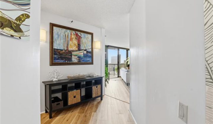 60 Beretania Street,Honolulu,Hawaii,96817,2 Bedrooms Bedrooms,2 BathroomsBathrooms,Condo/Townhouse,Beretania,30,19229867