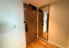 383 Kalaimoku Street,Honolulu,Hawaii,96815,1 バスルームバスルーム,コンド / タウンハウス,Kalaimoku,29,18518946
