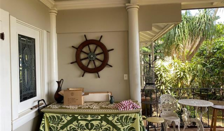 2185 Round Top Drive,Honolulu,Hawaii,96822,5 Bedrooms Bedrooms,3 BathroomsBathrooms,Single family,Round Top,18071534