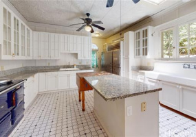 2185 Round Top Drive,Honolulu,Hawaii,96822,5 Bedrooms Bedrooms,3 BathroomsBathrooms,Single family,Round Top,18071534