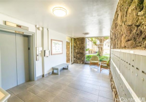 1710 Makiki Street,Honolulu,Hawaii,96822,2 ベッドルーム ベッドルーム,2 バスルームバスルーム,コンド / タウンハウス,Makiki,10,18071724